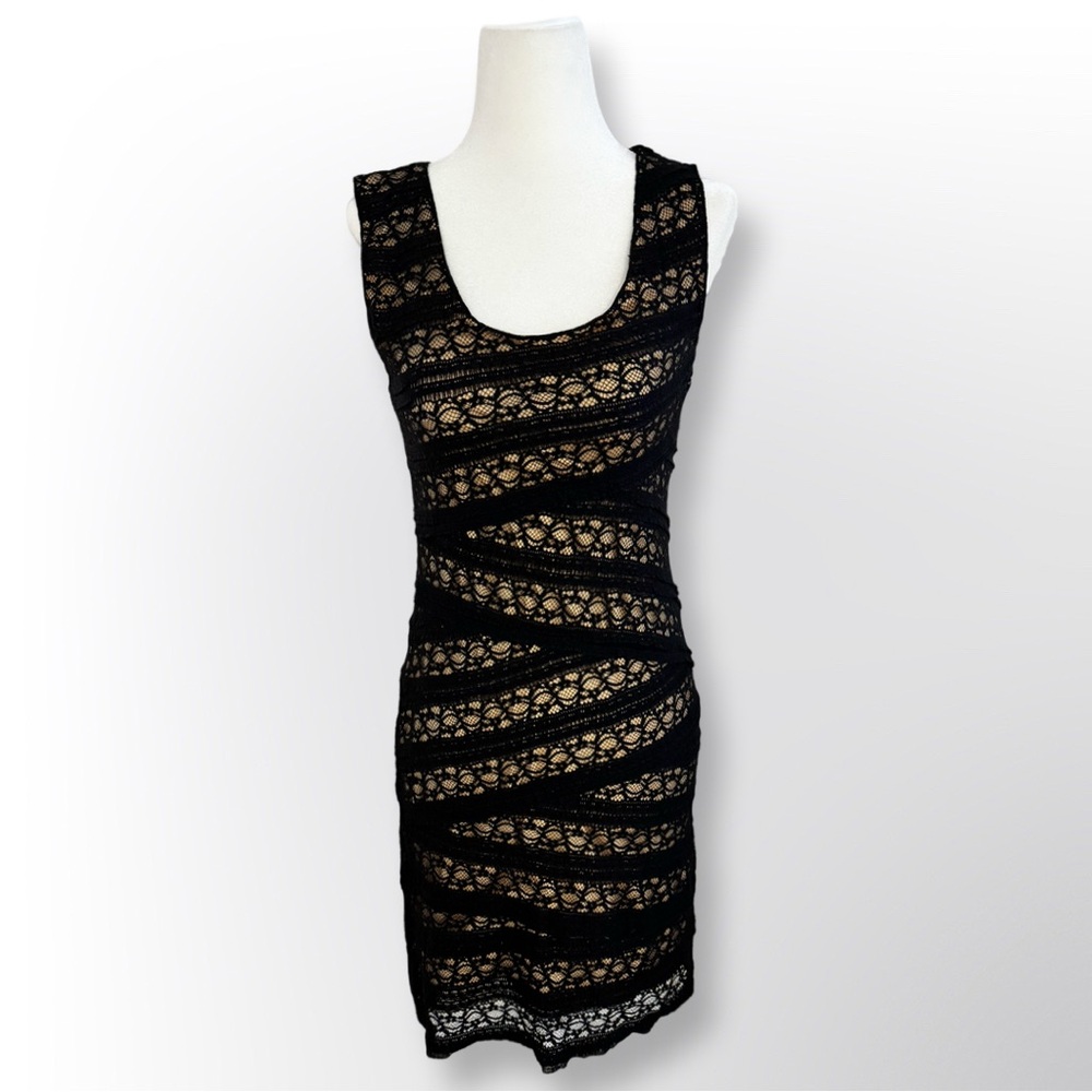 Max Studio Black Bodycon Mini Dress Scoop Neck Sleeveless | Size S